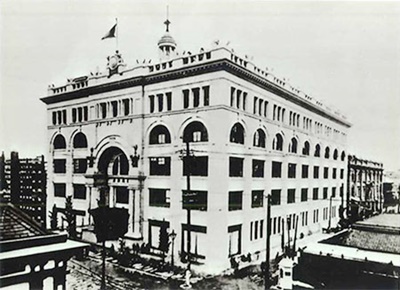 三越呉服店の新本店（1914年）